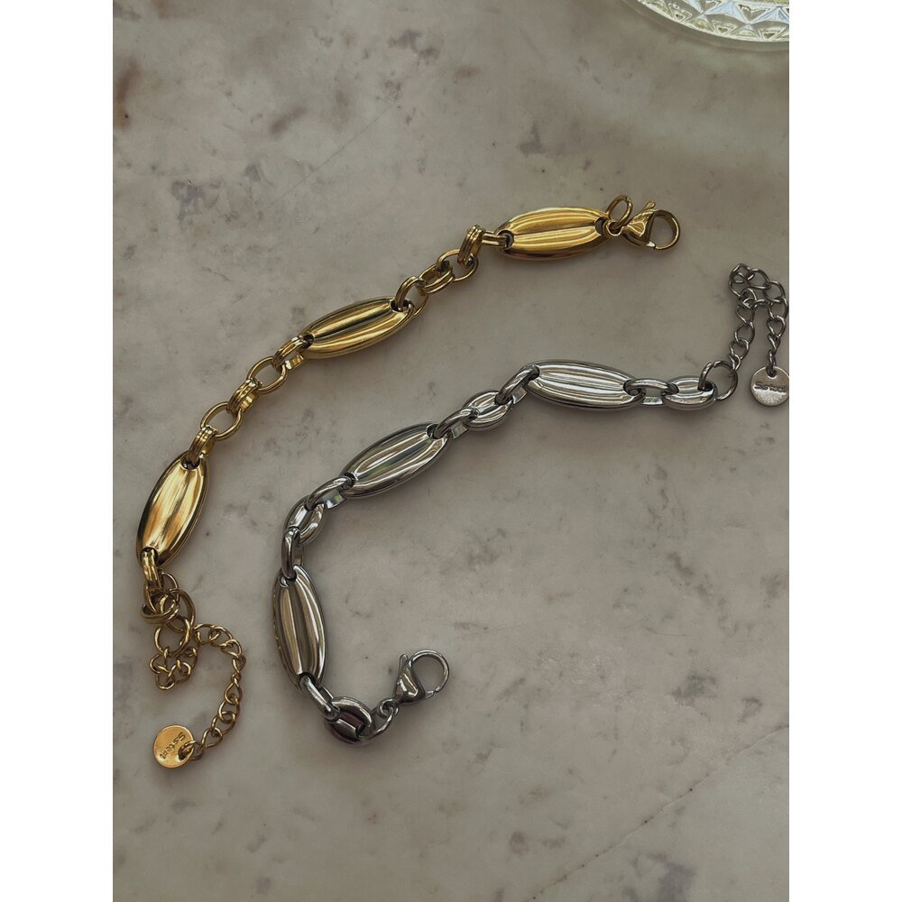 İki Renk Baklava Desenli Çelik Bileklik